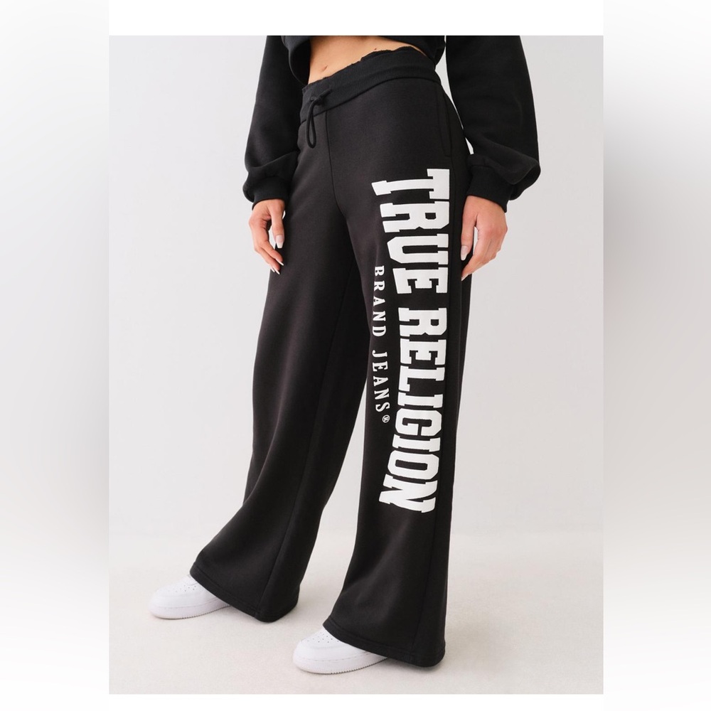 True religion puff/flare bottom logo sweat pants